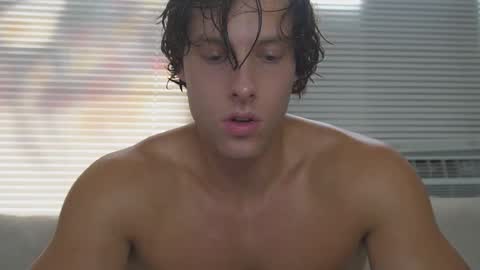 Snapshot of not_alexstone chatting on 10/03/25, 08:28 not_alexstone online show from 10/03/25, 08:28