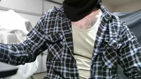 not_me_420 online show from 11/19/25, 05:13