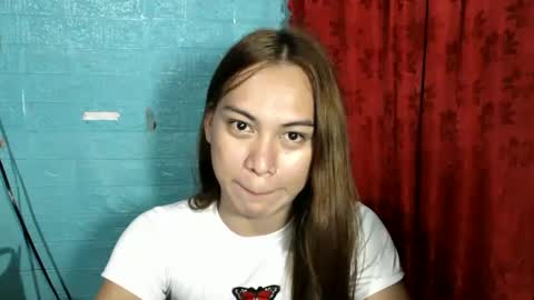 kiss me online show from 02/13/25, 06:59