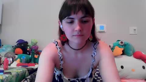 Milk  online show from 09/27/25, 04:23