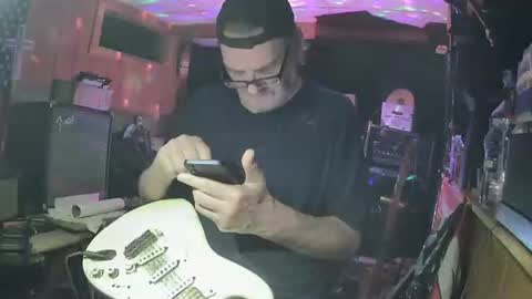 Snapshot of notflamingfart chatting on 04/04/26, 09:45 notflamingfart online show from 04/04/26, 09:45