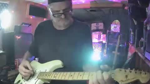 Snapshot of notflamingfart chatting on 04/14/26, 02:17 notflamingfart online show from 04/14/26, 02:17