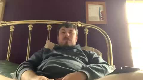 Snapshot of notnot0 chatting on 10/11/25, 08:40 notnot0 online show from 10/11/25, 08:40