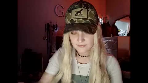 Snapshot of notouchmami chatting on 03/20/26, 11:04 notouchmami online show from 03/20/26, 11:04