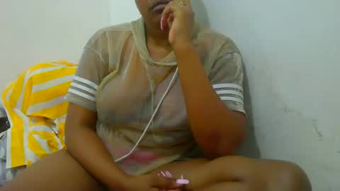 Snapshot of notoy1 chatting on 10/10/25, 06:45 notoy1 online show from 10/10/25, 06:45