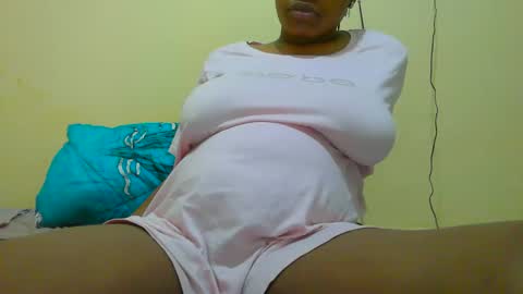 Snapshot of notoy1 chatting on 04/21/26, 02:51 notoy1 online show from 04/21/26, 02:51