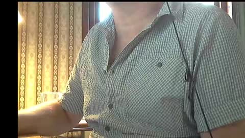 Snapshot of notte chatting on 12/17/24, 01:27 notte online show from 12/17/24, 01:27