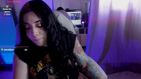  s online show from 10/20/25, 08:09