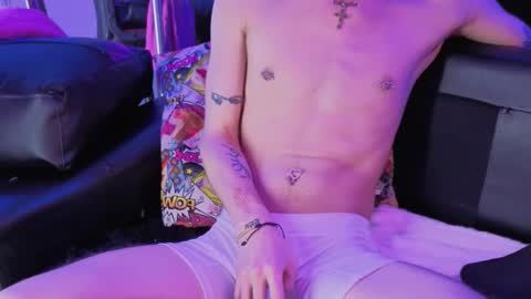 Nova Salvatore online show from 02/03/26, 06:40