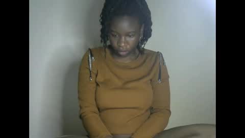 novaah online show from 11/09/25, 09:13