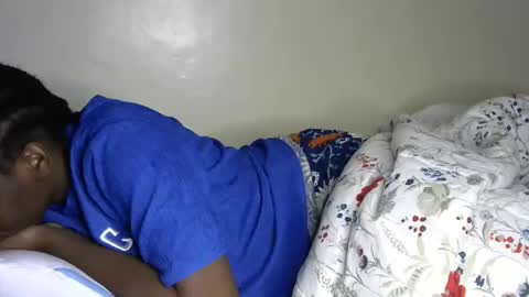 novaah online show from 04/11/26, 02:38