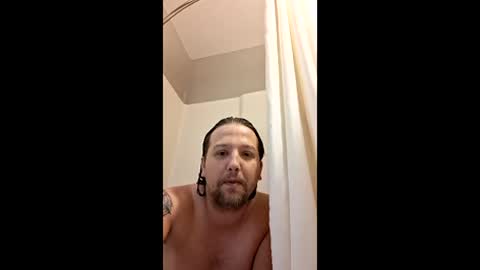 NovaAndDucky online show from 05/27/26, 05:04