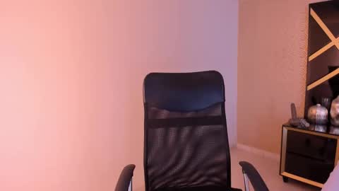 novabeaumont online show from 11/20/25, 09:36