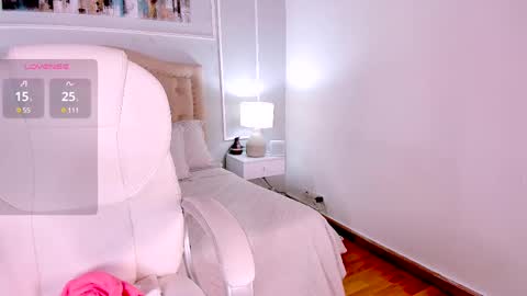 Andrea online show from 02/11/25, 04:56