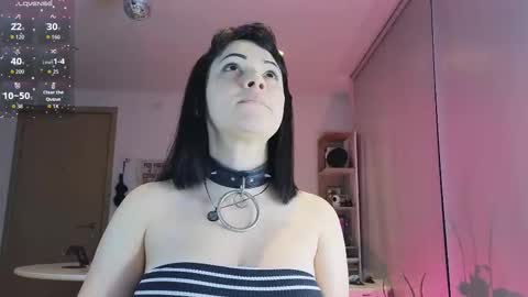 Snapshot of novafet chatting on 12/21/25, 11:45 nova online show from 12/21/25, 11:45