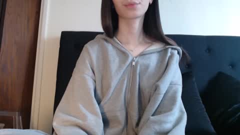 Olivia online show from 12/17/24, 07:15