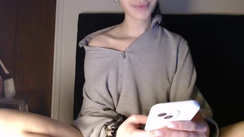 Olivia online show from 12/29/24, 02:38