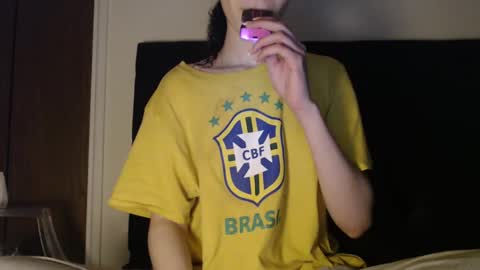 Olivia online show from 02/01/25, 01:02