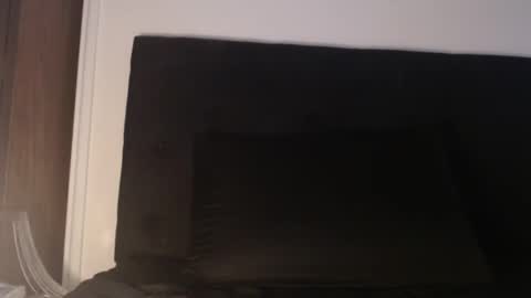 Olivia online show from 02/05/25, 10:44