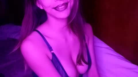 novalovelle online show from 02/12/26, 09:32