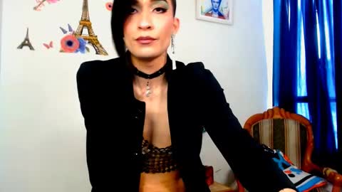 Snapshot of novanyx11 chatting on 02/15/25, 07:39 Nova... online show from 02/15/25, 07:39