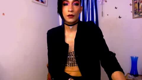 Snapshot of novanyx11 chatting on 02/17/25, 07:21 Nova... online show from 02/17/25, 07:21