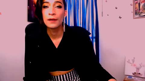 Snapshot of novanyx11 chatting on 02/21/25, 09:00 Nova... online show from 02/21/25, 09:00