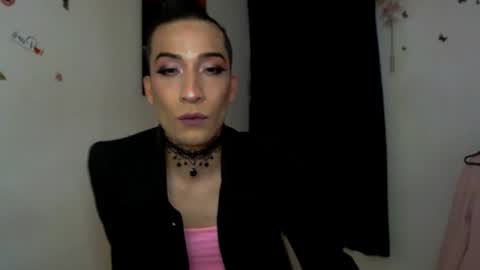 Snapshot of novanyx11 chatting on 09/17/25, 10:00 Nova... online show from 09/17/25, 10:00