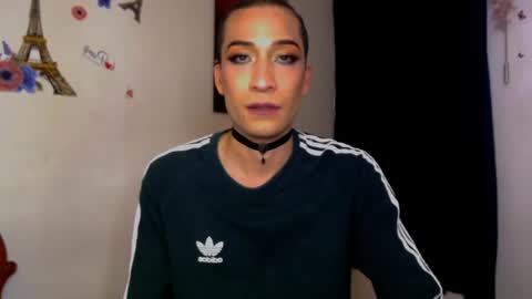 Snapshot of novanyx11 chatting on 09/26/25, 09:30 Nova... online show from 09/26/25, 09:30