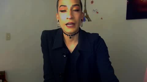 Snapshot of novanyx11 chatting on 09/30/25, 10:04 Nova... online show from 09/30/25, 10:04