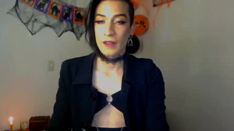 Snapshot of novanyx11 chatting on 10/15/25, 10:32 Nova... online show from 10/15/25, 10:32