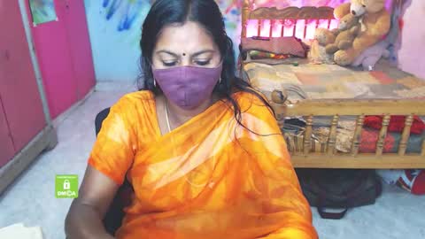 Snapshot of novapol chatting on 12/05/25, 06:00 Novapol online show from 12/05/25, 06:00