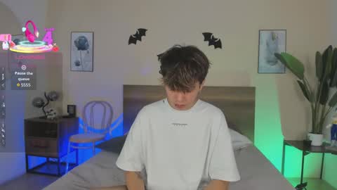 NovayBrian online show from 10/10/25, 04:44