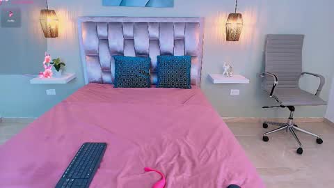 Snapshot of nox_katana chatting on 03/19/26, 12:20 nox online show from 03/19/26, 12:20