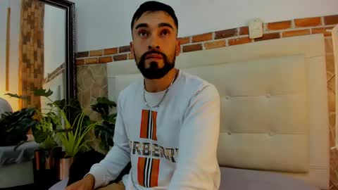 Snapshot of npga96 chatting on 01/12/25, 10:43 NPGA96 online show from 01/12/25, 10:43