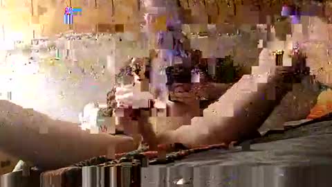 Snapshot of nrsmith81790 chatting on 10/23/25, 09:08 SlimButPackin online show from 10/23/25, 09:08