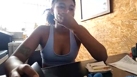 Snapshot of nude2557940 chatting on 09/26/25, 10:14 Channel Cox online show from 09/26/25, 10:14