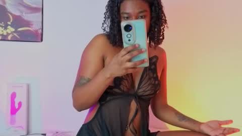 Snapshot of nude2557940 chatting on 10/06/25, 06:00 Channel Cox online show from 10/06/25, 06:00