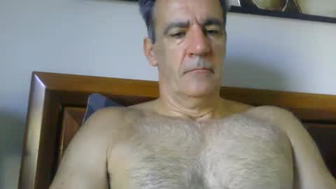 nudeisbest_123 online show from 02/04/26, 09:15
