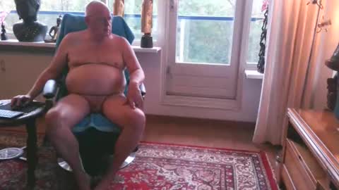 Nudejohn online show from 11/14/25, 10:14