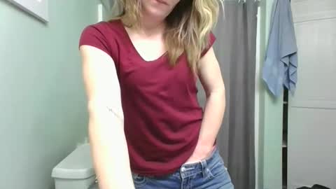 nudenene22 online show from 04/03/26, 07:06