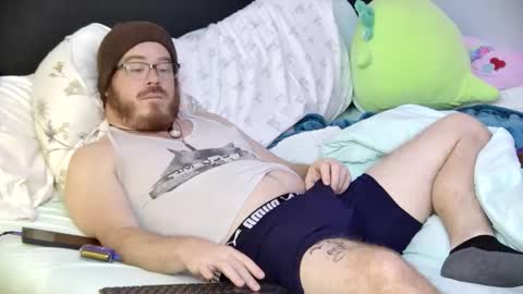 Snapshot of nudie_loops chatting on 12/31/24, 04:06 nudie_loops online show from 12/31/24, 04:06