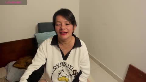 nuit_rose online show from 01/08/25, 04:34