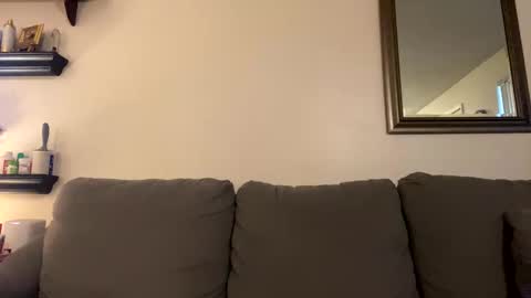 Snapshot of numb__nut chatting on 03/27/26, 01:33 numb__nut online show from 03/27/26, 01:33