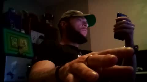 Snapshot of number1dad_ chatting on 02/08/25, 12:17 Awwwww Hey Sweetie Pies. Welcome To The Sweetie Pie Lounge. Enjoy The Dad-Cast. SweetCorny Fun-loving Dad Talk. online show from 02/08/25, 12:17