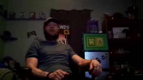 Snapshot of number1dad_ chatting on 02/12/25, 01:30 Awwwww Hey Sweetie Pies. Welcome To The Sweetie Pie Lounge. Enjoy The Dad-Cast. SweetCorny Fun-loving Dad Talk. online show from 02/12/25, 01:30