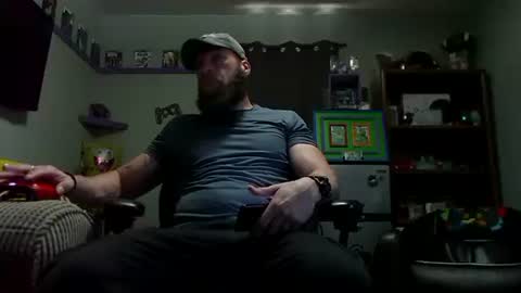 Snapshot of number1dad_ chatting on 09/12/25, 06:52 Awwwww Hey Sweetie Pies. Welcome To The Sweetie Pie Lounge. Enjoy The Dad-Cast. SweetCorny Fun-loving Dad Talk. online show from 09/12/25, 06:52