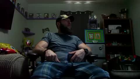 Snapshot of number1dad_ chatting on 09/17/25, 05:14 Awwwww Hey Sweetie Pies. Welcome To The Sweetie Pie Lounge. Enjoy The Dad-Cast. SweetCorny Fun-loving Dad Talk. online show from 09/17/25, 05:14