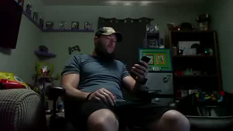 Snapshot of number1dad_ chatting on 09/23/25, 02:53 Awwwww Hey Sweetie Pies. Welcome To The Sweetie Pie Lounge. Enjoy The Dad-Cast. SweetCorny Fun-loving Dad Talk. online show from 09/23/25, 02:53