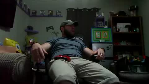 Snapshot of number1dad_ chatting on 10/18/25, 05:14 Awwwww Hey Sweetie Pies. Welcome To The Sweetie Pie Lounge. Enjoy The Dad-Cast. SweetCorny Fun-loving Dad Talk. online show from 10/18/25, 05:14